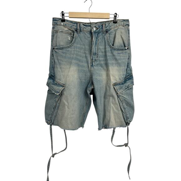 Zara Light Wash Denim Cargo Shorts Size 32 Grunge - Picture 1 of 4